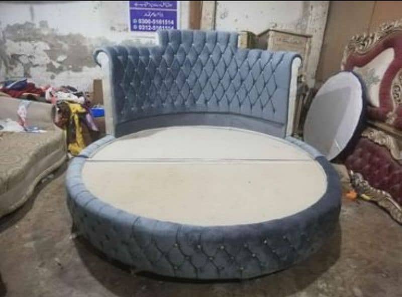 Round king size bed made in total wood 4