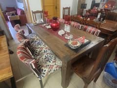FOR SALE SOLID WOODEN DINNING TABLE