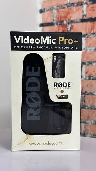 RODE VIDEO MIC PRO PLUS 1