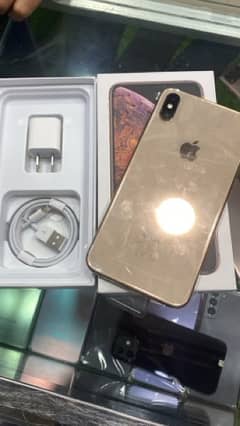 iphone xs 256gb box pack one year apple warranty