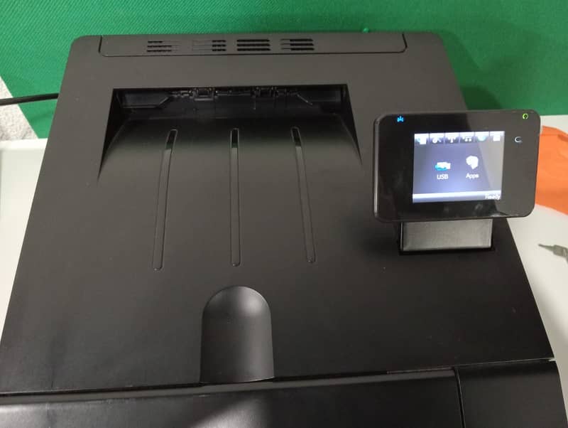 Printer - HP Laserjet Pro 200 Color M251nw 0