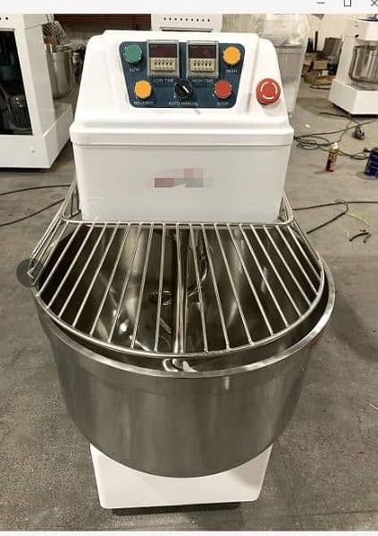 Dough Mixer China 10L, 20L, 30L, pizza Oven's & other equipment 6