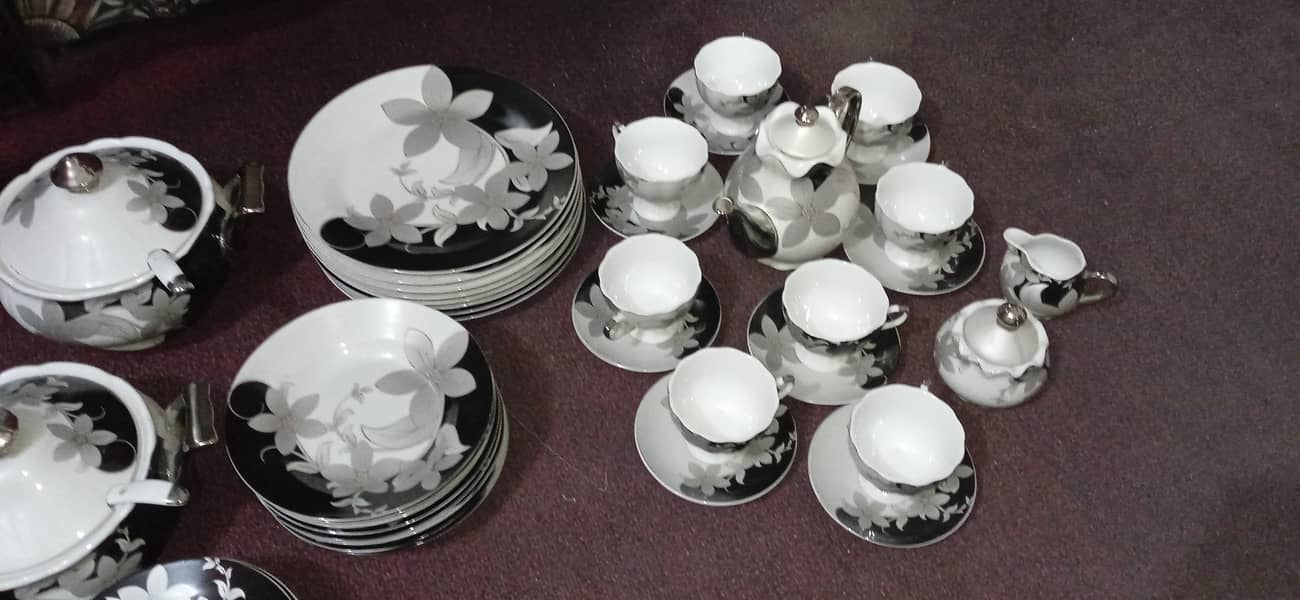 Dinner set 72pc 1