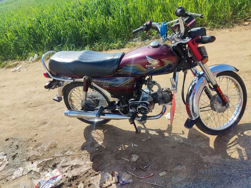 Honda CD 70 2021 Motorcycle For Sale In Good Condition 5