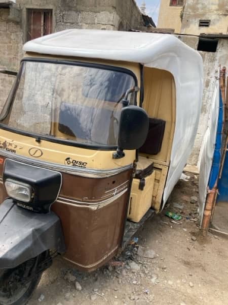 rickshaw with hood 1