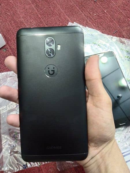 Full new mobile Model name GIONEE mobile new model 2