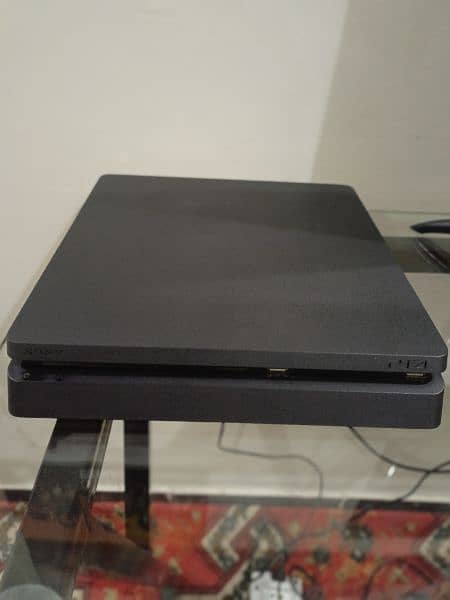 Ps4 Slim 1tb In Good Condition with the Disc Of Watch Dogs 2 4