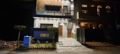 OWNER BUILD BRAND NEW HOUSE FOR SALE IN AL KABIR TOWN PHASE 2 OPPSITE LAKE CITY LAHORE