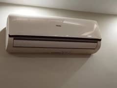 Haier 1.5 ton Inverter Ac heat and cool R410 gass 0