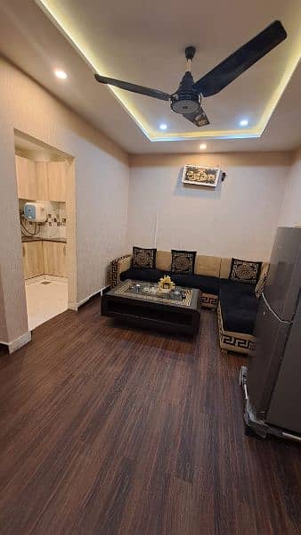 One bedroom furnished flat available for rent in bahria town Lahore 3