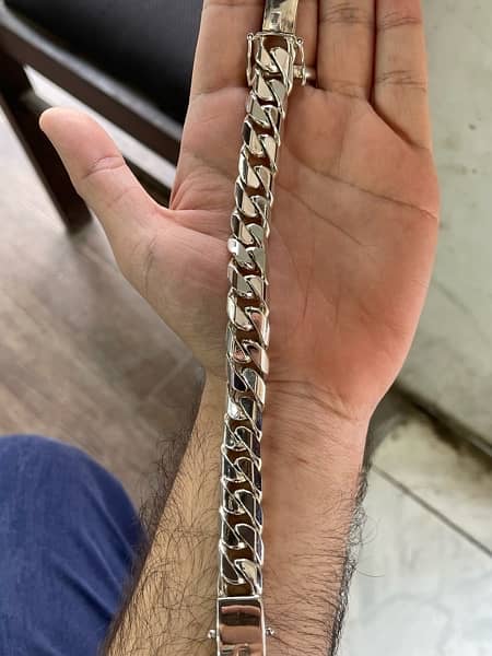silver chain 0