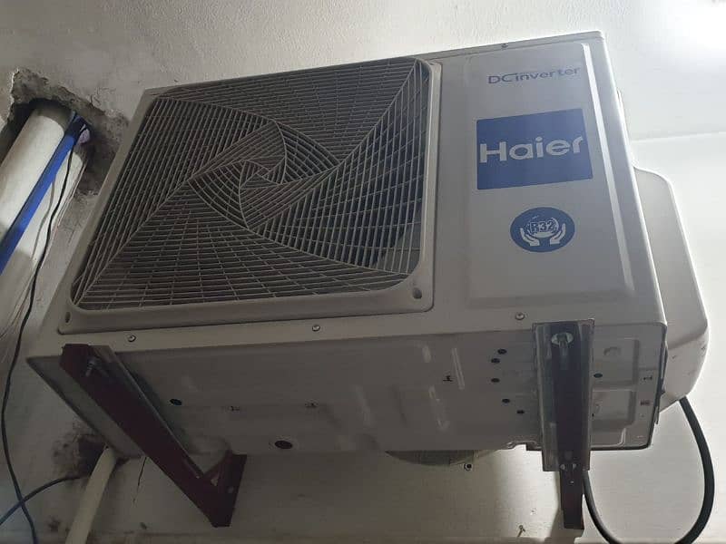 Haier 1.5 ton inverter AC heat and cool R 410 gasss 1