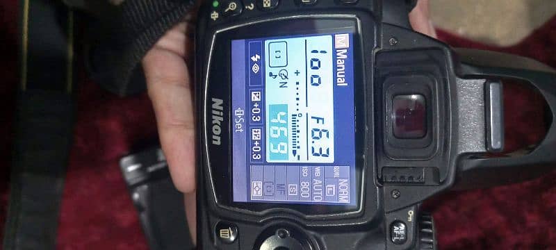 Nikon D40 With 18-55 Lens 4
