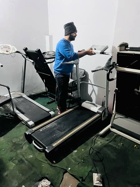 03007227446 treadmill running machine 16