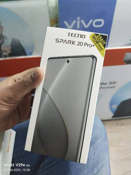 tecno spark 20 pro plus 16/256 box pack all. colors available here 0
