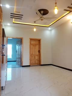 Sun Face Double Unit House Available For Sale@1.95 Crore ,2nd From Main Double Road, Close To Masjid/Markaz/Park, In MPCHS B-17