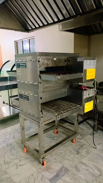 middleby Marshall conveyor belt pizza oven 18" belt  make table 3
