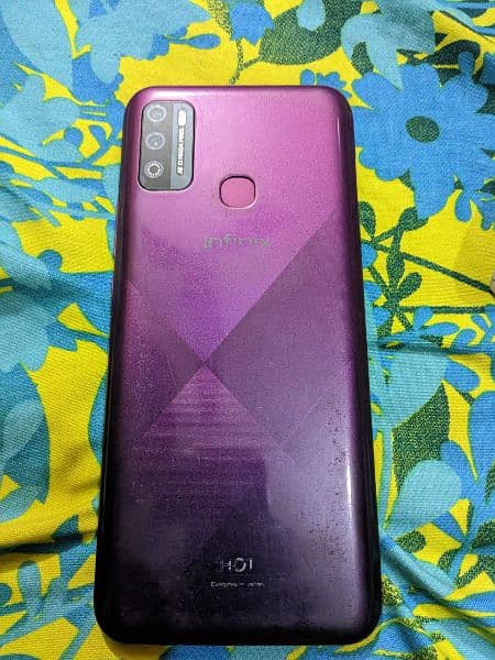 infinix hot 9 play 2/32 GB all ok 10/8condition 1