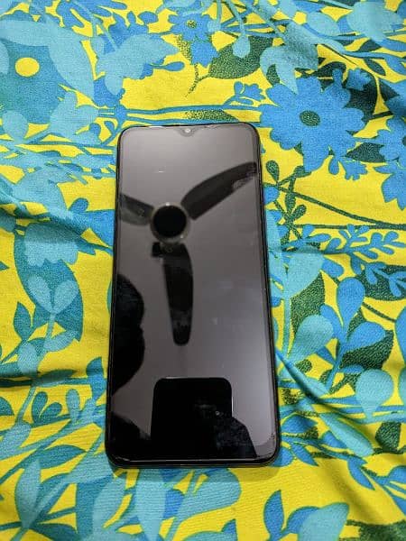 infinix hot 9 play 2/32 GB all ok 10/8condition 4