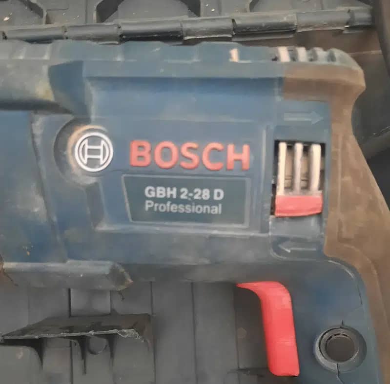 BOSCH Rotary Hammer Drill machine GBH 2-28D 3