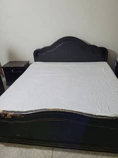 Queen Bed set.