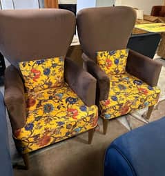 coffee chairs n table for sale