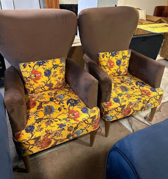 coffee chairs n table for sale 0