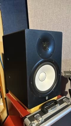 Yamaha HS8 Studio Monitors Pair | Brand new Condition | 10/10++