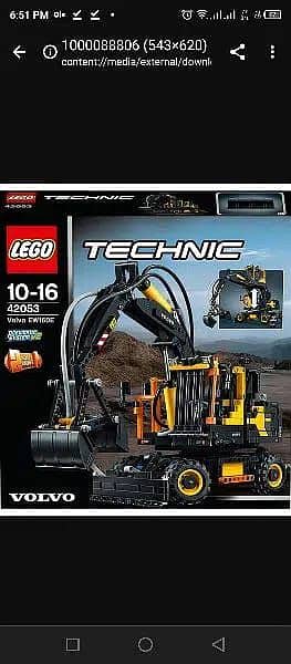 LEGO Technic Remote Controlled Stunt Racer 42095 Building Kit. 11