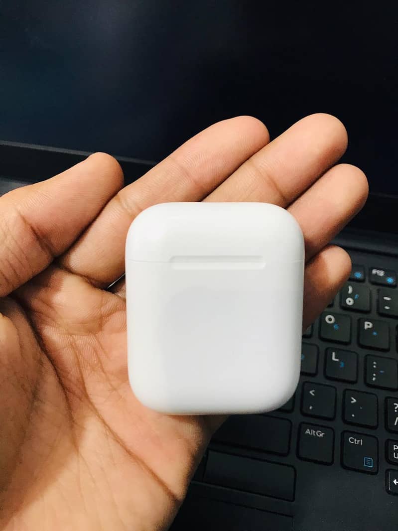 Apple AirPods (2nd generation) (USED) 7