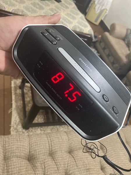 imported clock alarm fm/am radio philpis sony uk import 1