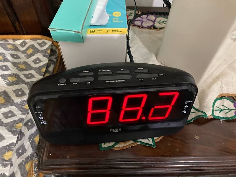 imported clock alarm fm/am radio philpis sony uk import 6