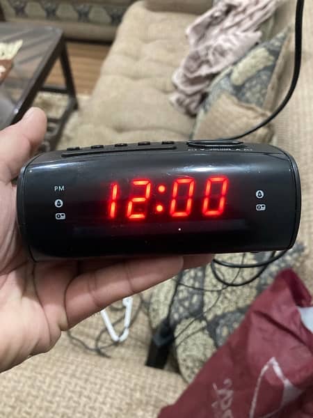 imported clock alarm fm/am radio philpis sony uk import 6