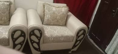 I want to sell my sofa set 1 ,2,3,seater condition use