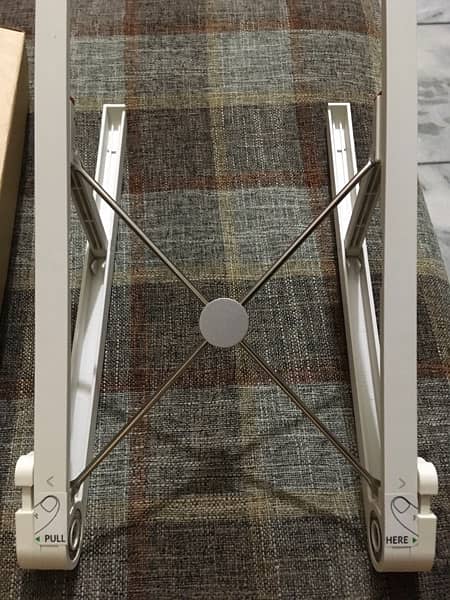 Laptop Stand metallic foldable 2