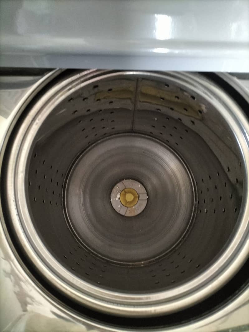 Washing machine with dryer 2