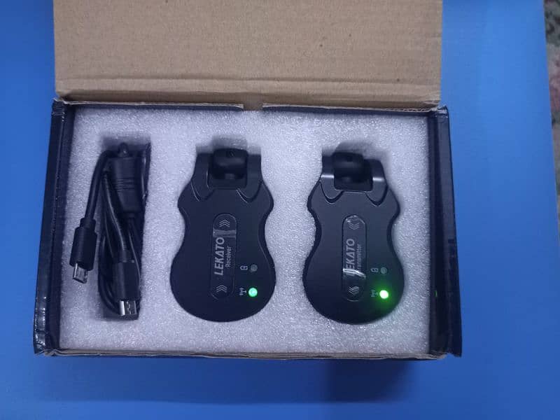 Lekato WS-50 Wireless Guitar Transmitter and Receiver System 2