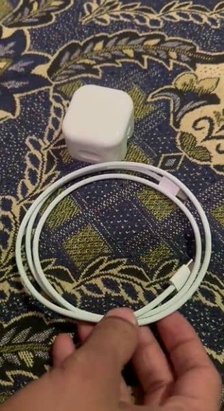 Iphone 15 Pro Max Charger / With USB C To Type C Brand Apple Oraginal 1