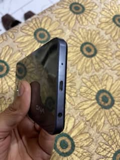 I selling my  mobile vivo y02t new  4+4 ram 128gb 11 month warranty
