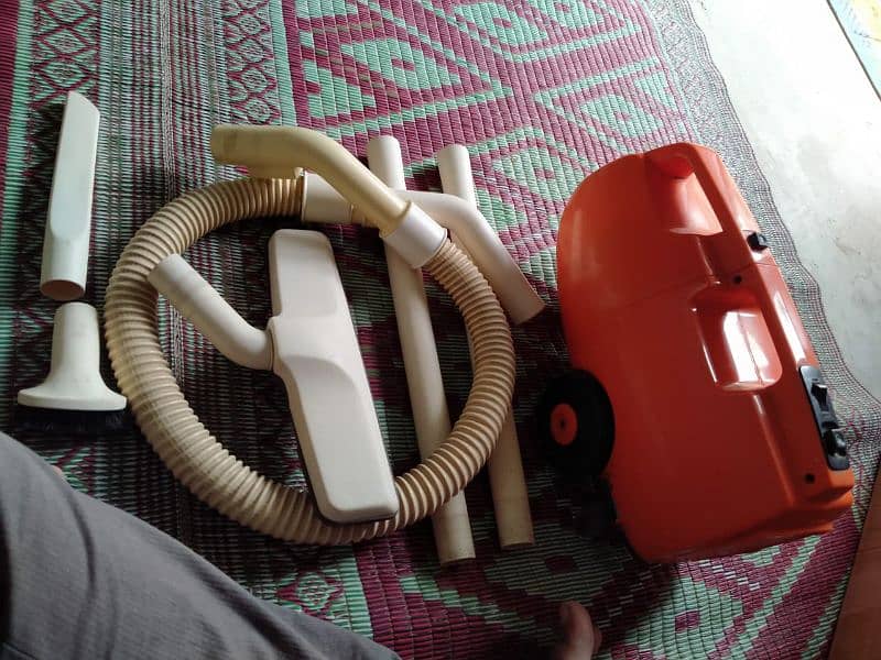 vaccume cleaner 1