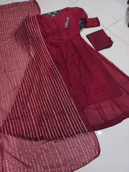 Stitched & Unstitched Suits/Casual Dress/Formal Dress/Stylish Dress 5