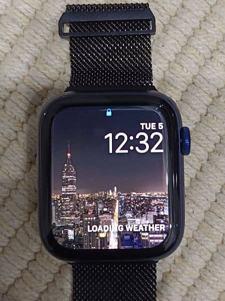 Apple Watch Series 6   (44MM)  GPS 1