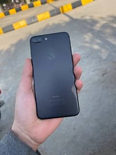 IPhone 7plus 32GB PTA Approved 0