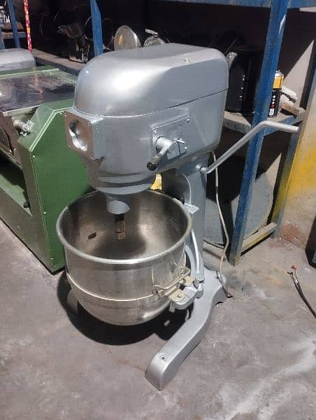 10 kg capacity planetary Mixer machine imported 220 voltage 1