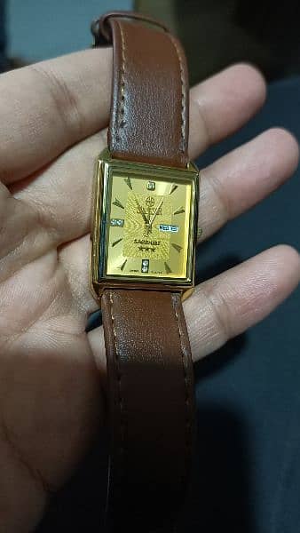 SWISTAR analog watch original old is gold 7
