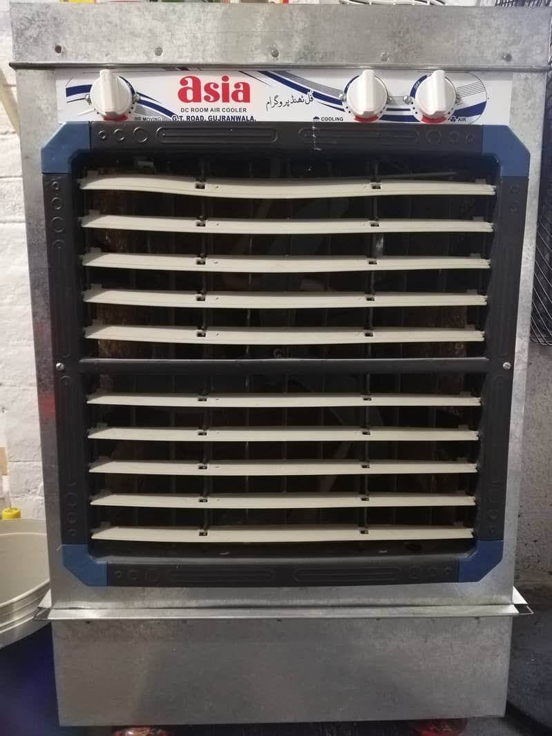 12 volt DC room air cooler with moving grill - Excellent Condition 2