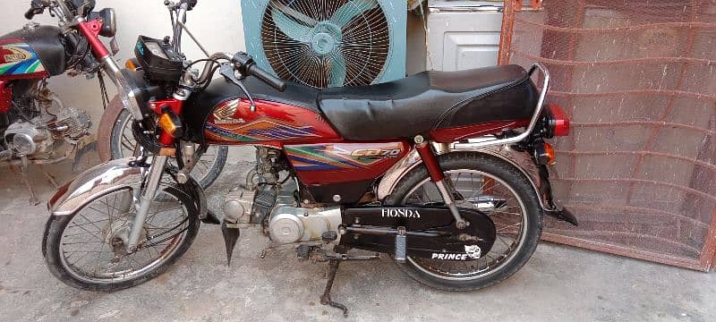 I am selling my bike cd70 Honda 1