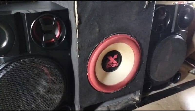 2 speaker 1 bass tube & Amplifier 1.10 best Quality sound 2