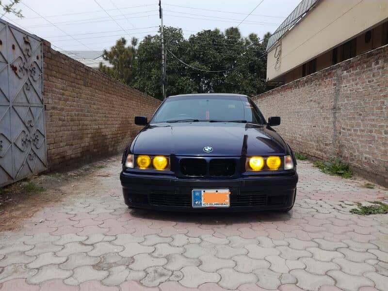 BMW E36 318i 2