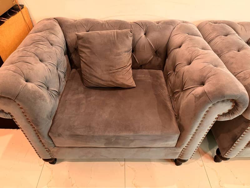 6 seater Chester Sofa 3